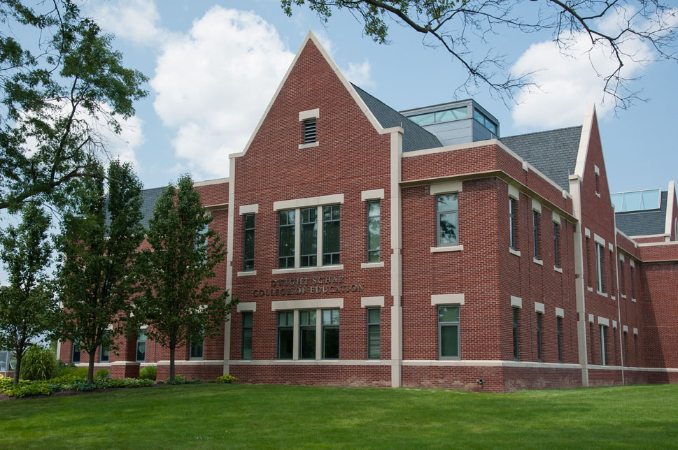 �Ϻ�ʥ���˹��ʸ��н���